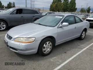 2000 Honda Accord EX with VIN 1HGCG3275YA018649, listed as a Copart auction lot 84037625 with 276,414 mi miles and Salvage title. Bid and sale history available at DreamBid. Image 1.