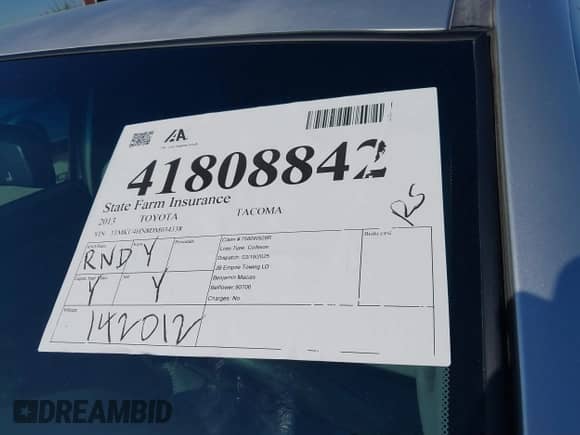 2013 Toyota Tacoma PreRunner z VIN 3TMKU4HN8DM034338, wystawiony jako IAAI lot #41808842 z przebiegiem 142 012 mil mil oraz . Historia ofert i sprzedaży dostępna na DreamBid. Obrazek 17.