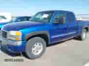 2003 GMC Sierra 1500 SLT z VIN 1GTEK19T93E376805, wystawiony jako IAAI lot #42238370 z przebiegiem 245 948 mil mil oraz . Historia ofert i sprzedaży dostępna na DreamBid. Obrazek 2.