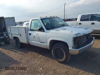 1993 GMC Sierra 1500 with VIN 1GDGC24K0PE527882, listed as a IAAI auction lot 43021253 with 152,930 mi miles and . Bid and sale history available at DreamBid. Image 1.