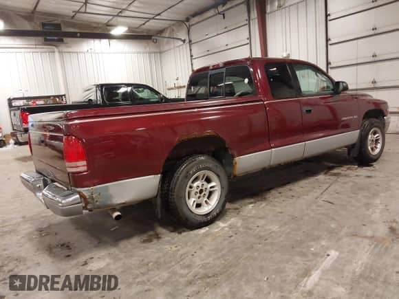 2000 Dodge Dakota с VIN 1B7GL22X9YS575077, выставлен на аукционе IAAI как лот 43355477 с пробегом 95 524 миль миль и . История ставок и продаж доступна на DreamBid. Изображение 4.