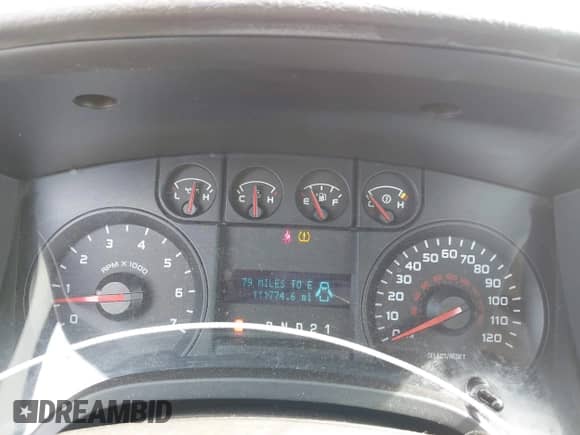 2010 Ford F-150 XL with VIN 1FTMF1CW8AKB04036, listed as a IAAI auction lot 42600377 with 111,774 mi miles and . Bid and sale history available at DreamBid. Image 7.