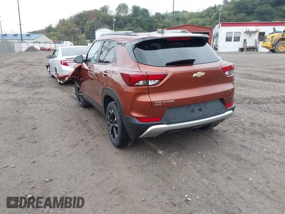 2021 Chevrolet TrailBlazer LT с VIN KL79MRSL6MB080984, выставлен на аукционе IAAI как лот 43375878 с пробегом 45 494 миль миль и . История ставок и продаж доступна на DreamBid. Изображение 3.