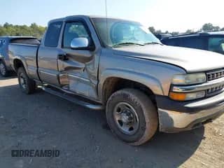 2002 Chevrolet Silverado 2500 LS с VIN 1GCGK29U52Z141722, выставлен на аукционе IAAI как лот 43134837 с пробегом 155 028 миль миль и . История ставок и продаж доступна на DreamBid. Изображение 1.