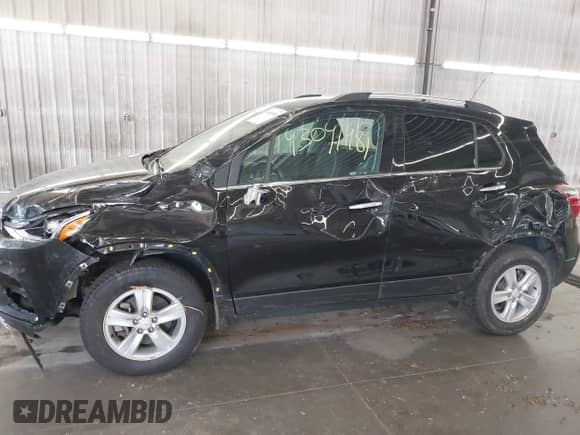 2020 Chevrolet Trax LT z VIN KL7CJPSB6LB079634, wystawiony jako IAAI lot #43041981 z przebiegiem 51 318 mil mil oraz . Historia ofert i sprzedaży dostępna na DreamBid. Obrazek 6.