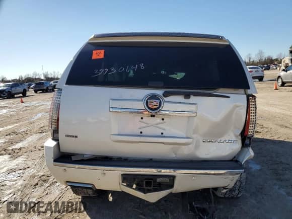 2013 Cadillac Escalade Premium z VIN 1GYS4CEF5DR103471, wystawiony jako Copart lot #49839665 z przebiegiem Nie podano mil oraz Szkoda całkowita • Salvage title. Historia ofert i sprzedaży dostępna na DreamBid. Obrazek 6.