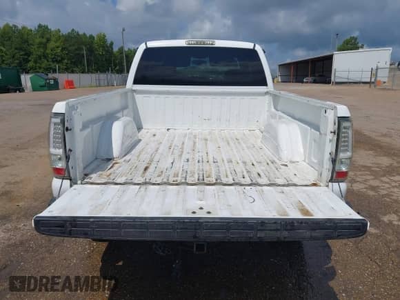 2006 Chevrolet Silverado 1500 Work Truck with VIN 1GCEC19V76Z263186, listed as a IAAI auction lot 42892675 with Not provided miles and . Bid and sale history available at DreamBid. Image 17.