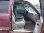 2003 GMC Sierra 1500 SLE с VIN 2GTEK19T531384899, выставлен на аукционе IAAI как лот 42300179 с пробегом 230 031 миль миль и . История ставок и продаж доступна на DreamBid. Изображение 5.