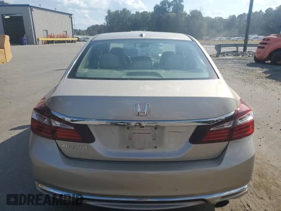 2017 Honda Accord EX-L with VIN 1HGCR2F95HA268974, listed as a Copart auction lot 82145475 with 38,458 mi miles and Salvage title. Bid and sale history available at DreamBid. Image 6.