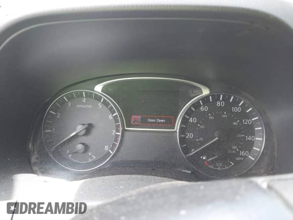 2016 Nissan Pathfinder S with VIN 5N1AR2MM4GC635388, listed as a IAAI auction lot 42240805 with 56,822 mi miles and . Bid and sale history available at DreamBid. Image 7.