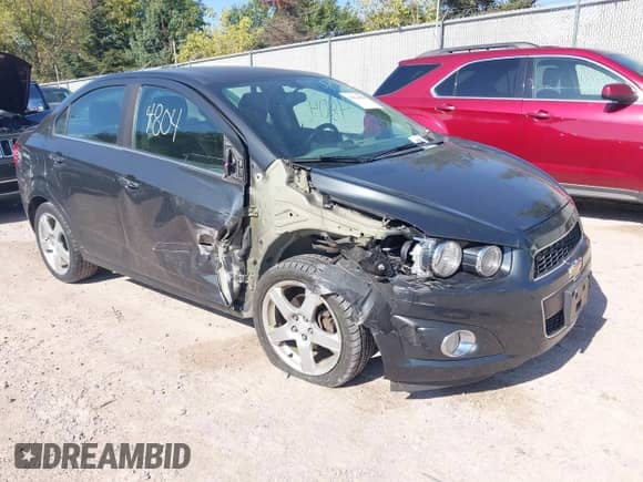 2015 Chevrolet Sonic LTZ с VIN 1G1JE5SB0F4104919, выставлен на аукционе IAAI как лот 43424804 с пробегом 94 365 миль миль и . История ставок и продаж доступна на DreamBid. Изображение 1.