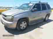 2003 Chevrolet TrailBlazer LT с VIN 1GNDS13S532409366, выставлен на аукционе IAAI как лот 42305482 с пробегом 201 260 миль миль и . История ставок и продаж доступна на DreamBid. Изображение 2.