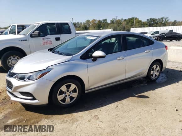 2018 Chevrolet Cruze LS с VIN 1G1BB5SM7J7140368, выставлен на аукционе Copart как лот 74743164 с пробегом 101 974 миль миль и Списание • Salvage title. История ставок и продаж доступна на DreamBid. Изображение 1.