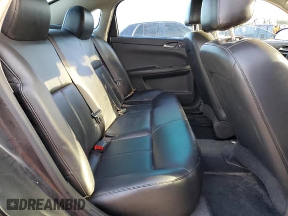 2007 Chevrolet Impala Police Unmarked Police с VIN 2G1WS55R779273941, выставлен на аукционе Copart как лот 70043574 с пробегом 133 144 миль миль и Списание • Salvage title. История ставок и продаж доступна на DreamBid. Изображение 10.