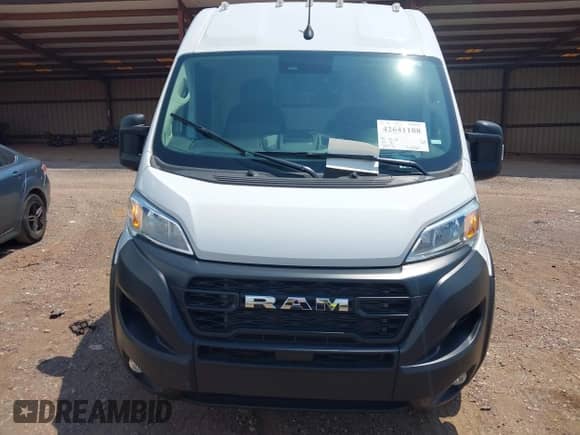 2024 Ram ProMaster Cargo Tradesman с VIN 3C6LRVDG3RE132219, выставлен на аукционе IAAI как лот 42641188 с пробегом 28 751 миль миль и . История ставок и продаж доступна на DreamBid. Изображение 12.