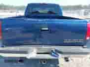 1998 Chevrolet Silverado 1500 z VIN 2GCEC19R3W1113605, wystawiony jako IAAI lot #43085580 z przebiegiem 378 005 mil mil oraz . Historia ofert i sprzedaży dostępna na DreamBid. Obrazek 6.