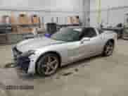 2012 Chevrolet Corvette 3LT с VIN 1G1YG2DWXC5100535, выставлен на аукционе Copart как лот 76591554 с пробегом 207 446 миль миль и Списание • Salvage title. История ставок и продаж доступна на DreamBid. Изображение 1.