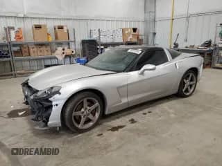 2012 Chevrolet Corvette 3LT с VIN 1G1YG2DWXC5100535, выставлен на аукционе Copart как лот 76591554 с пробегом 207 446 миль миль и Списание • Salvage title. История ставок и продаж доступна на DreamBid. Изображение 1.