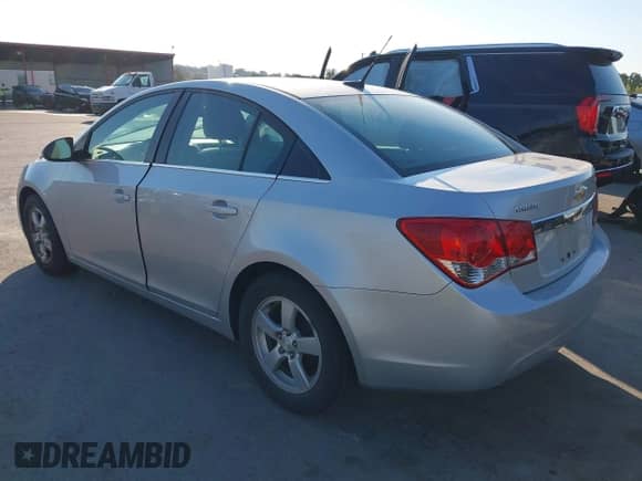 2014 Chevrolet Cruze 1LT with VIN 1G1PC5SB1E7161501, listed as a IAAI auction lot 43359215 with 73,949 mi miles and . Bid and sale history available at DreamBid. Image 3.