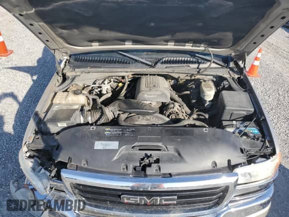 2004 GMC Sierra 1500 SLE with VIN 2GTEK19T741273062, listed as a Copart auction lot 84756165 with Not provided miles and Salvage title. Bid and sale history available at DreamBid. Image 11.