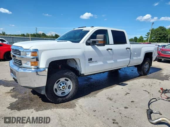 2015 Chevrolet Silverado 2500HD Work Truck с VIN 1GC1KUE86FF538065, выставлен на аукционе Copart как лот 64225705 с пробегом Не указан миль и Списание • Salvage title. История ставок и продаж доступна на DreamBid. Изображение 1.