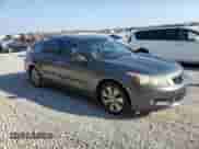 2009 Honda Accord EX-L z VIN 1HGCP36859A024360, wystawiony jako Copart lot #81275665 z przebiegiem 147 584 mil mil oraz Szkoda całkowita • Salvage title. Historia ofert i sprzedaży dostępna na DreamBid. Obrazek 4.