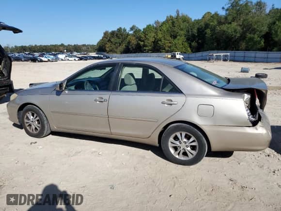 2006 Toyota Camry XLE с VIN 4T1BF32K56U635252, выставлен на аукционе Copart как лот 87312845 с пробегом 212 530 миль миль и Списание • Salvage title. История ставок и продаж доступна на DreamBid. Изображение 2.