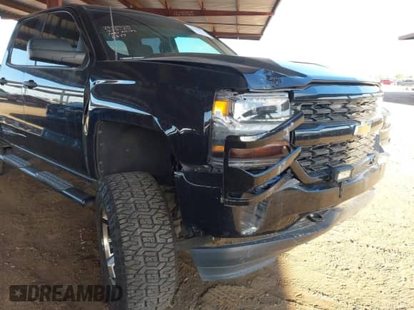 2017 Chevrolet Silverado 1500 Custom с VIN 1GCRCPEH7HZ132377, выставлен на аукционе IAAI как лот 43165927 с пробегом 88 671 миль миль и . История ставок и продаж доступна на DreamBid. Изображение 6.