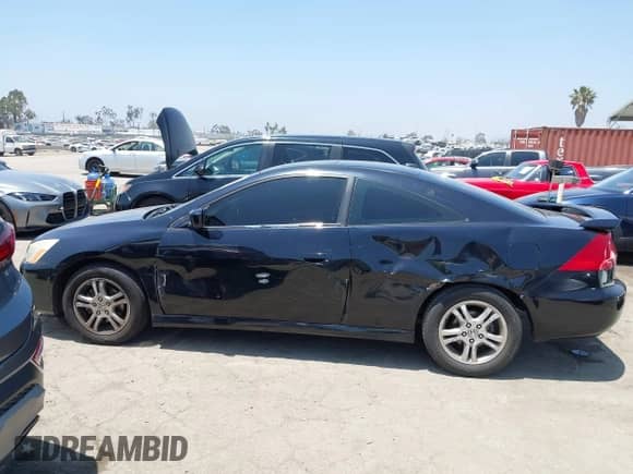 2006 Honda Accord EX-L с VIN 1HGCM72616A007295, выставлен на аукционе IAAI как лот 42618035 с пробегом 168 002 миль миль и . История ставок и продаж доступна на DreamBid. Изображение 14.