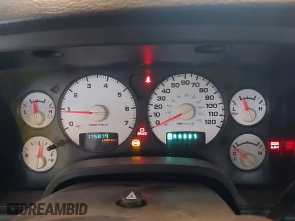 2004 Dodge 2500 SLT with VIN 1D7KU28D34J269793, listed as a IAAI auction lot 43186607 with 175,879 mi miles and . Bid and sale history available at DreamBid. Image 7.