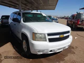 2010 Chevrolet Suburban LS с VIN 1GNUCHE01AR174986, выставлен на аукционе IAAI как лот 41697401 с пробегом 333 135 миль миль и . История ставок и продаж доступна на DreamBid. Изображение 1.