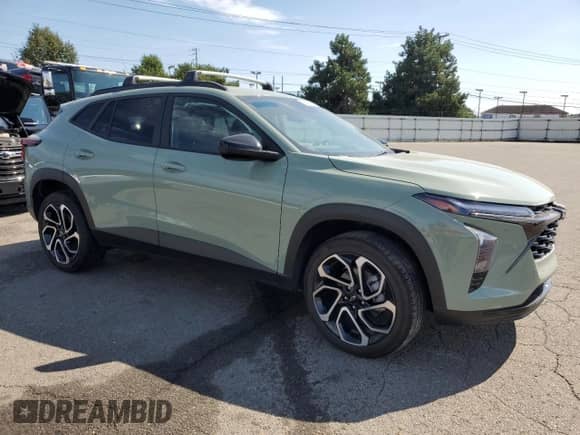 2024 Chevrolet Trax 2RS с VIN KL77LJE2XRC178416, выставлен на аукционе Copart как лот 80174585 с пробегом 15 295 миль миль и Списание • Salvage title. История ставок и продаж доступна на DreamBid. Изображение 4.