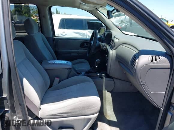 2005 Chevrolet TrailBlazer LT с VIN 1GNDS13S552209073, выставлен на аукционе IAAI как лот 42626776 с пробегом 150 320 миль миль и . История ставок и продаж доступна на DreamBid. Изображение 5.