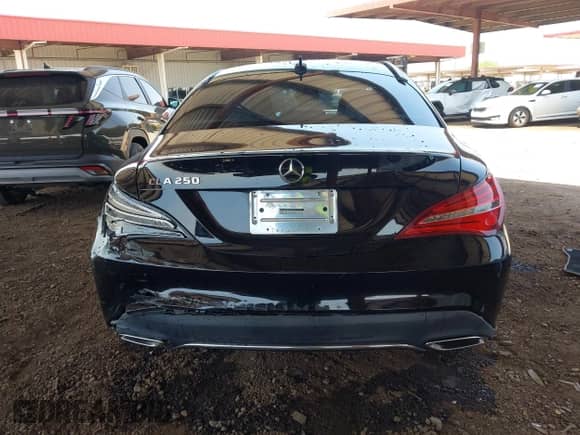 2018 Mercedes-Benz CLA 250 с VIN WDDSJ4EB5JN537027, выставлен на аукционе IAAI как лот 42731984 с пробегом 123 871 миль миль и . История ставок и продаж доступна на DreamBid. Изображение 16.