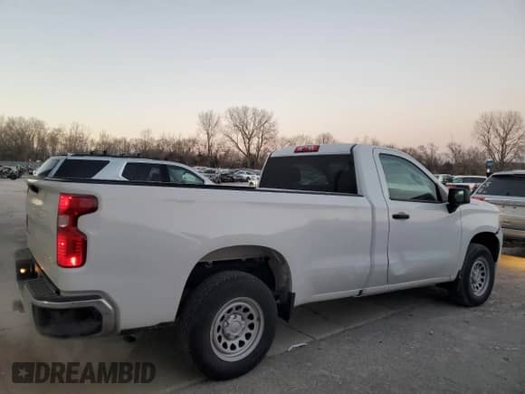 2024 Chevrolet Silverado 1500 Work Truck with VIN 3GCNAAEK9RG321756, listed as a Copart auction lot 82182574 with 8,911 mi miles and Salvage title. Bid and sale history available at DreamBid. Image 3.