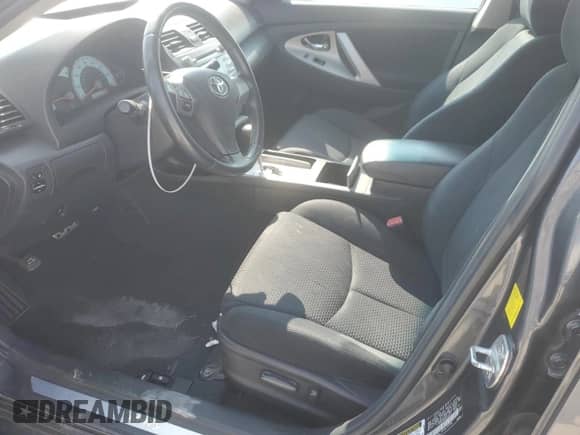 2011 Toyota Camry XLE z VIN 4T1BK3EK2BU626221, wystawiony jako Copart lot #71357095 z przebiegiem 215 504 mil mil oraz Szkoda całkowita • Salvage title. Historia ofert i sprzedaży dostępna na DreamBid. Obrazek 7.