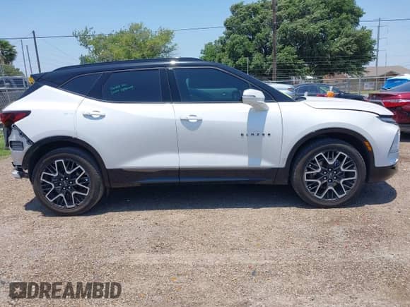 2024 Chevrolet Blazer RS with VIN 3GNKBERS5RS180321, listed as a IAAI auction lot 42259552 with 21,356 mi miles and . Bid and sale history available at DreamBid. Image 14.