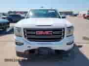 2018 GMC Sierra 1500 z VIN 1GTR1LEC6JZ112842, wystawiony jako Copart lot #70846185 z przebiegiem 71 178 mil mil oraz Szkoda całkowita • Salvage title. Historia ofert i sprzedaży dostępna na DreamBid. Obrazek 5.