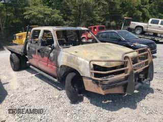 2006 Chevrolet Silverado 3500 DRW Wrk Trk z VIN 1GCJK33206F131187, wystawiony jako Copart lot #68281934 z przebiegiem Nie podano mil oraz Szkoda całkowita • Salvage title. Historia ofert i sprzedaży dostępna na DreamBid. Obrazek 4.