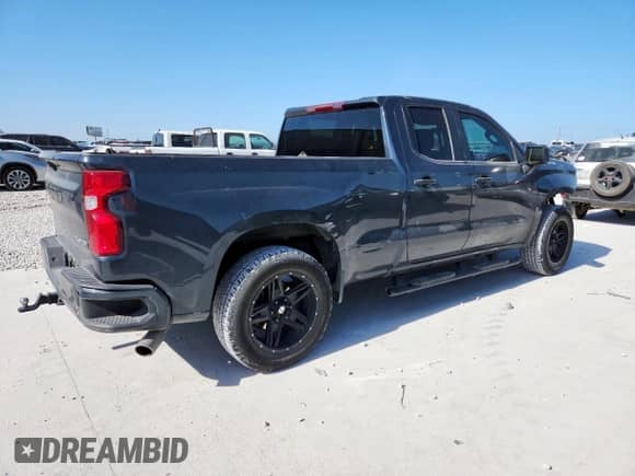 2020 Chevrolet Silverado 1500 Custom z VIN 1GCRWBEH5LZ219813, wystawiony jako Copart lot #66562515 z przebiegiem 37 600 mil mil oraz Szkoda całkowita • Salvage title. Historia ofert i sprzedaży dostępna na DreamBid. Obrazek 3.