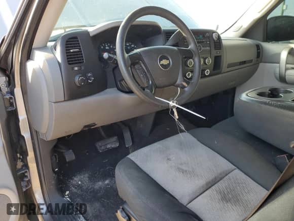 2009 Chevrolet Silverado 1500 Work Truck with VIN 1GCEC14C29Z161868, listed as a Copart auction lot 43177155 with 86,143 mi miles and Salvage title. Bid and sale history available at DreamBid. Image 8.