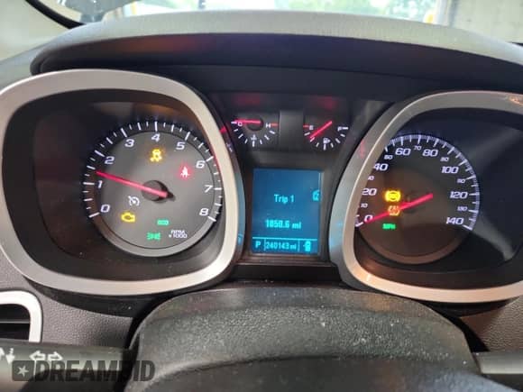 2012 Chevrolet Equinox 2LT z VIN 2GNFLNEK1C6239990, wystawiony jako Copart lot #82422105 z przebiegiem 240 143 mil mil oraz Nie do naprawy • Non repairable. Historia ofert i sprzedaży dostępna na DreamBid. Obrazek 9.
