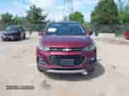2017 Chevrolet Trax Premier z VIN 3GNCJRSB5HL148793, wystawiony jako IAAI lot #42405177 z przebiegiem 108 474 mil mil oraz . Historia ofert i sprzedaży dostępna na DreamBid. Obrazek 12.