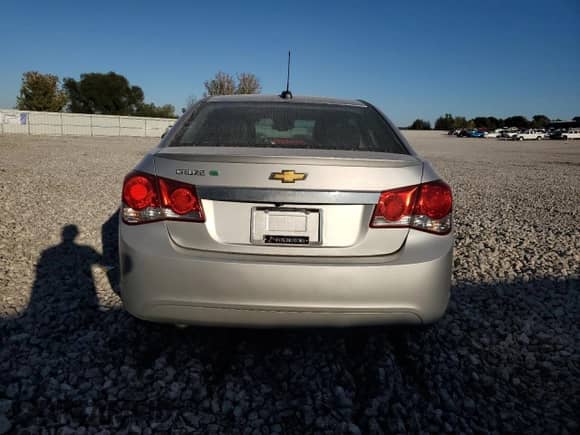 2015 Chevrolet Cruze Diesel z VIN 1G1P75SZ3F7212032, wystawiony jako Copart lot #86111215 z przebiegiem 169 741 mil mil oraz Czysty tytuł • Clean title. Historia ofert i sprzedaży dostępna na DreamBid. Obrazek 6.