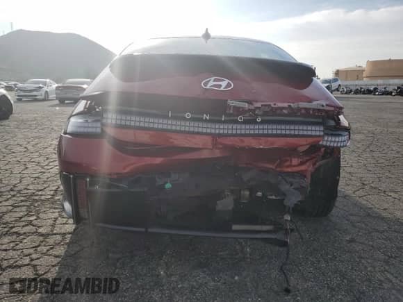 2024 Hyundai Ioniq 6 SE с VIN KMHM24AA3RA071514, выставлен на аукционе Copart как лот 45748335 с пробегом 5 975 миль миль и Списание • Salvage title. История ставок и продаж доступна на DreamBid. Изображение 6.