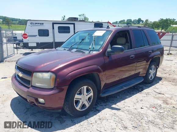 2006 Chevrolet TrailBlazer LT with VIN 1GNDT13S662109725, listed as a IAAI auction lot 42328402 with 214,187 mi miles and . Bid and sale history available at DreamBid. Image 17.