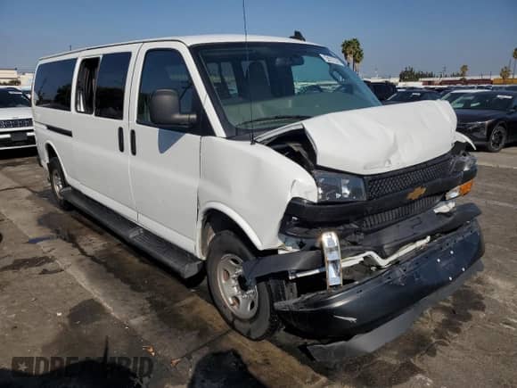 2023 Chevrolet Express Passenger LS с VIN 1GAZGNFP3P1234182, выставлен на аукционе Copart как лот 90387125 с пробегом 36 837 миль миль и На запчасти • Non repairable. История ставок и продаж доступна на DreamBid. Изображение 4.