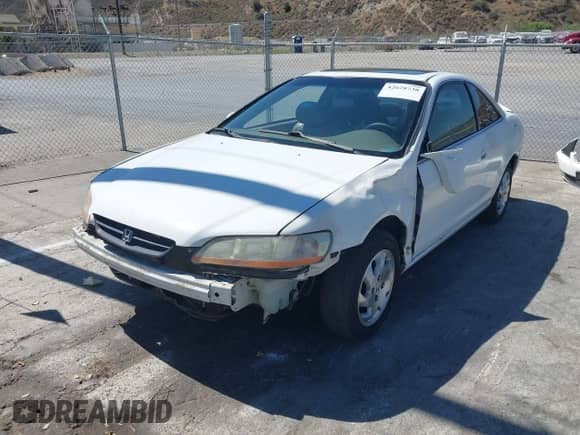 1998 Honda Accord EX with VIN 1HGCG3270WA010245, listed as a IAAI auction lot 42628230 with 283,906 mi miles and . Bid and sale history available at DreamBid. Image 23.