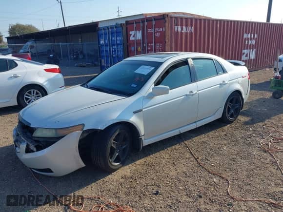 2006 Acura TL z VIN 19UUA66296A044609, wystawiony jako IAAI lot #43111958 z przebiegiem 181 429 mil mil oraz . Historia ofert i sprzedaży dostępna na DreamBid. Obrazek 2.