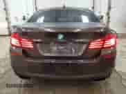 2015 BMW 5 Series 550i xDrive с VIN WBAKP9C56FD979733, выставлен на аукционе Copart как лот 85686885 с пробегом 119 837 миль миль и Чистый • Clean title. История ставок и продаж доступна на DreamBid. Изображение 6.